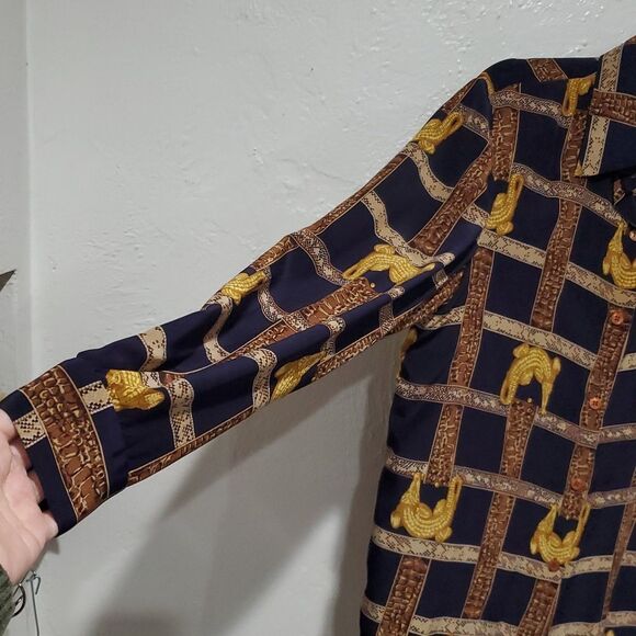 Vintage Carlisle 100% Silk Navy and Gold Alligator Patterned Shirt Size 10 - Picture 4 of 11
